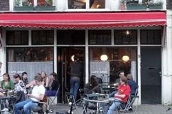 Cafe Bern, pet friendly restaurant in Amsterdam, dogs allowed Amsterdam restaurants