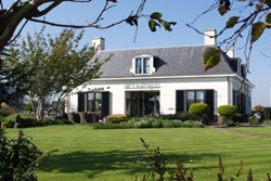 Luxury Villa near Golf Course, pet friendly vacation rental in amsterdam, dogs allowed amsterdam vacation rental